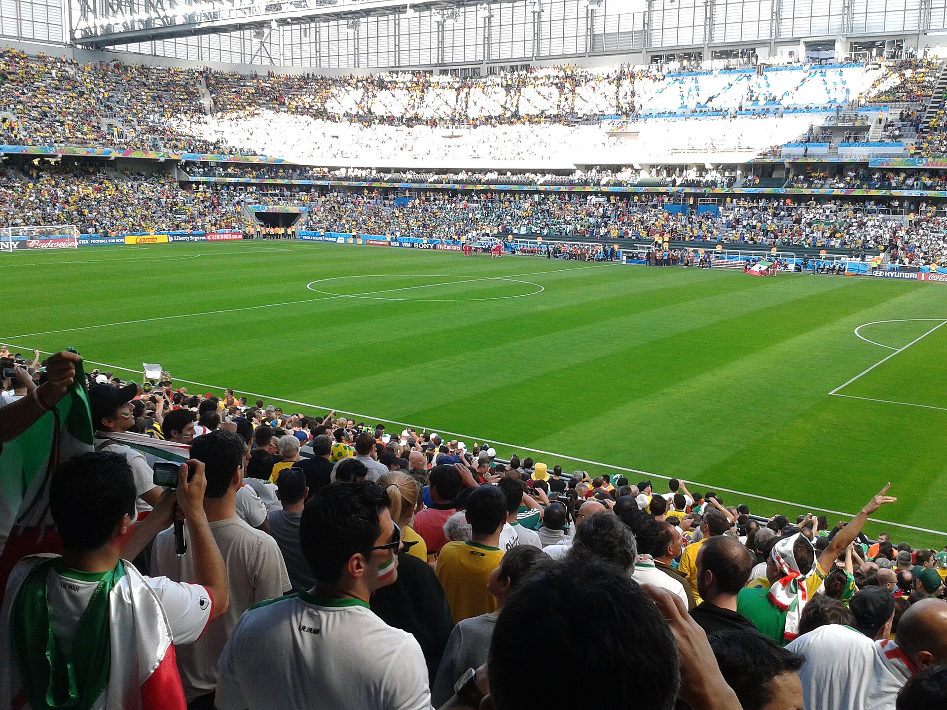 夜赛 · App 界面预览